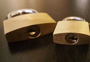 Union Locksmith Store Burbank, CA 818-492-3079 - key-broke-in-lock